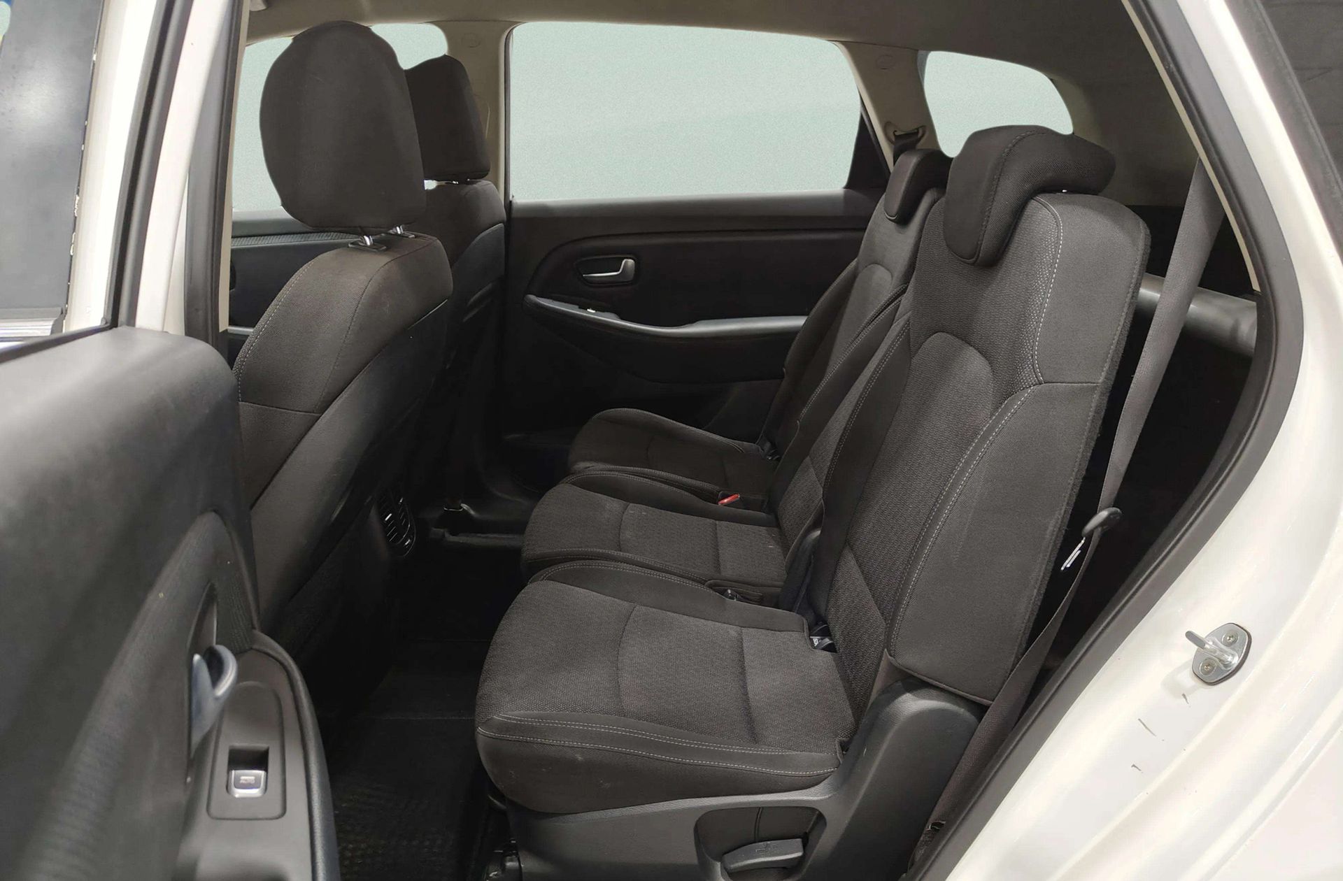 Kia Carens 1.7 CRDi VGT Drive Eco-Dynamics - foto 11