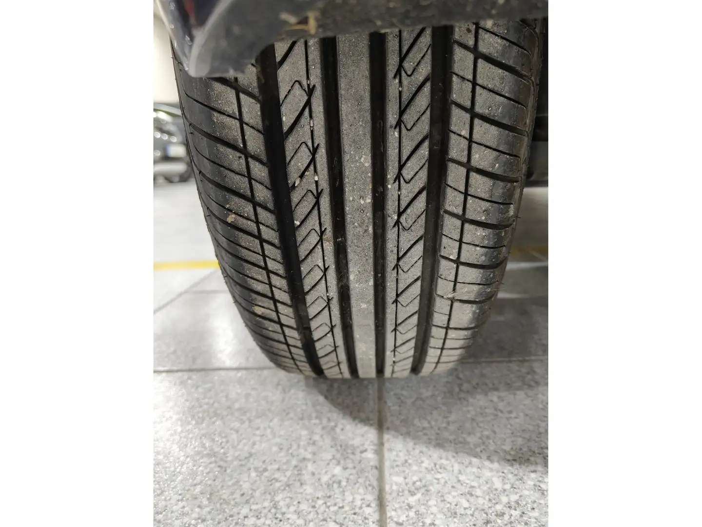 Foto Volkswagen Polo Volkswagen Polo Advance 1.0 TSI (95 CV)