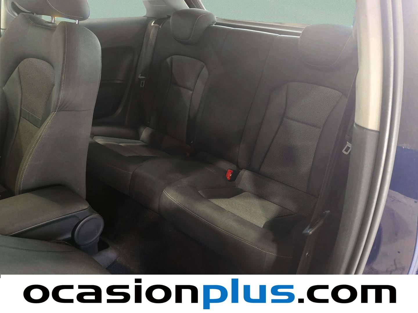 Foto asientos traseros Audi A1 Audi A1 Adrenalin2 1.4 TDI ultra (90 CV) Pack S-line