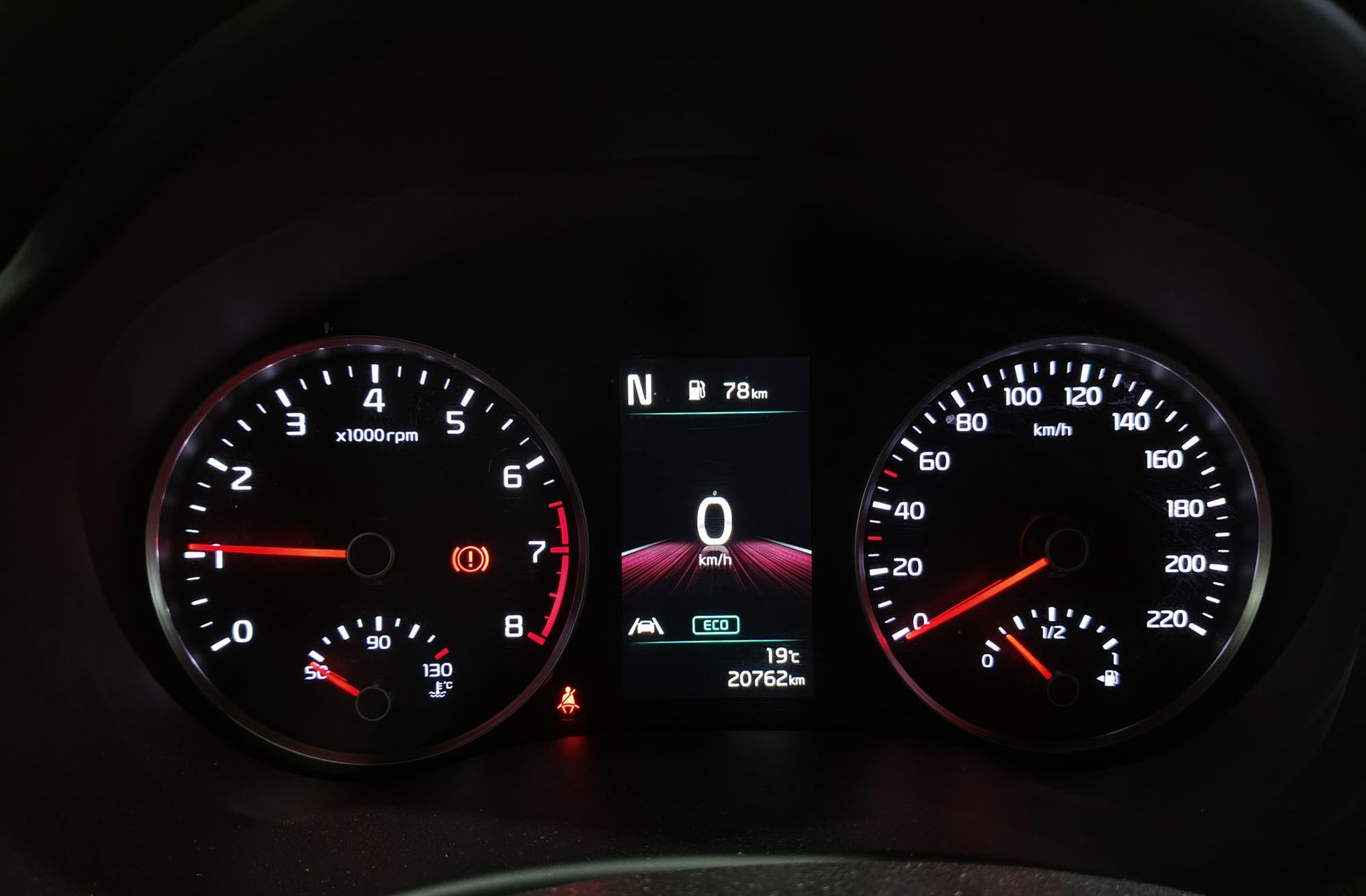 Kia Stonic 1.0 T-GDi MHEV Drive iMT - foto 22