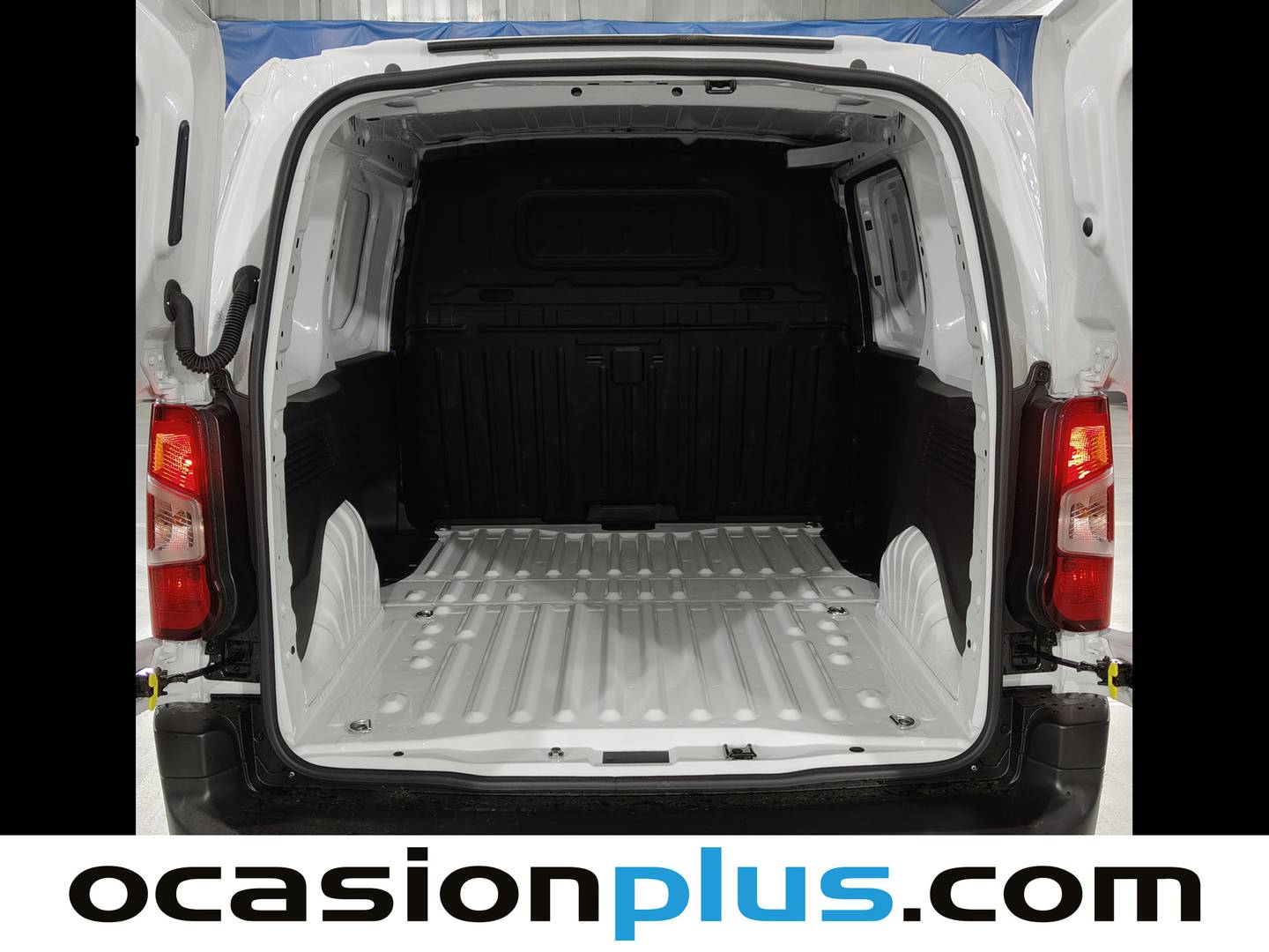 Foto asientos traseros Fiat Doblò Fiat Dobló Furgón BlueHDi 100 M (100 CV)