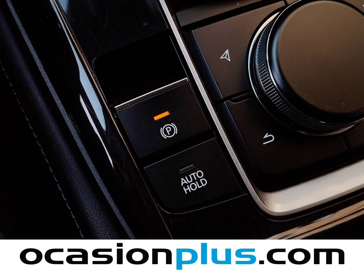 Foto Mazda CX-30 Mazda CX-30 e-SKY G MHEV Prime-line (140 CV)