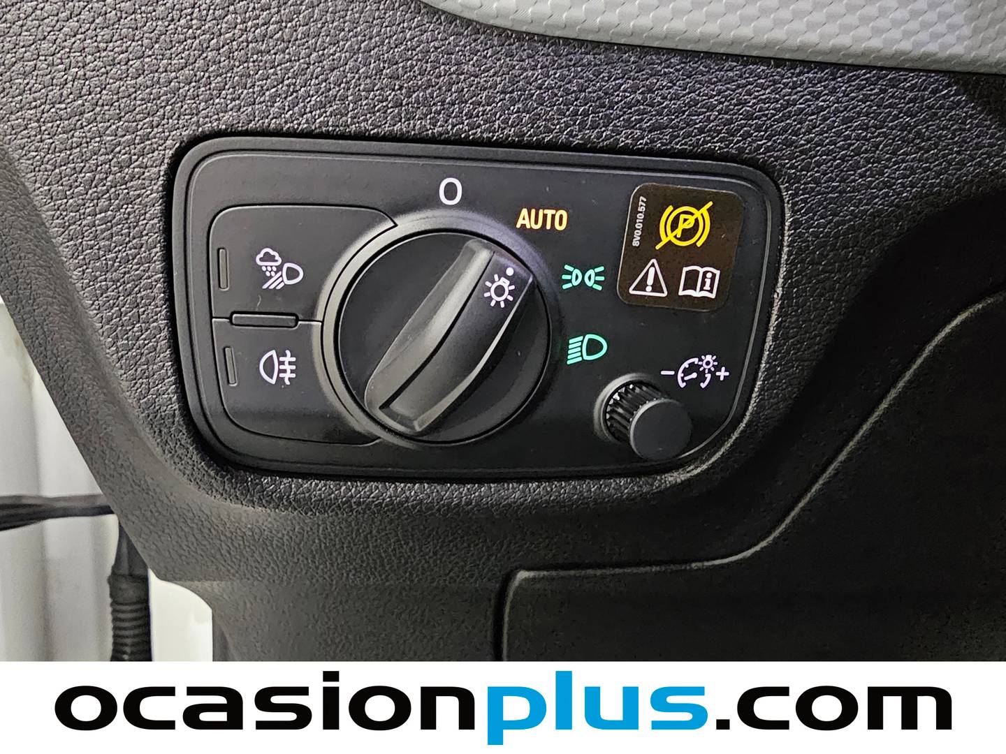 Extras del Audi Q2 Audi Q2 design edition 1.0 TFSI ultra  (116 CV)