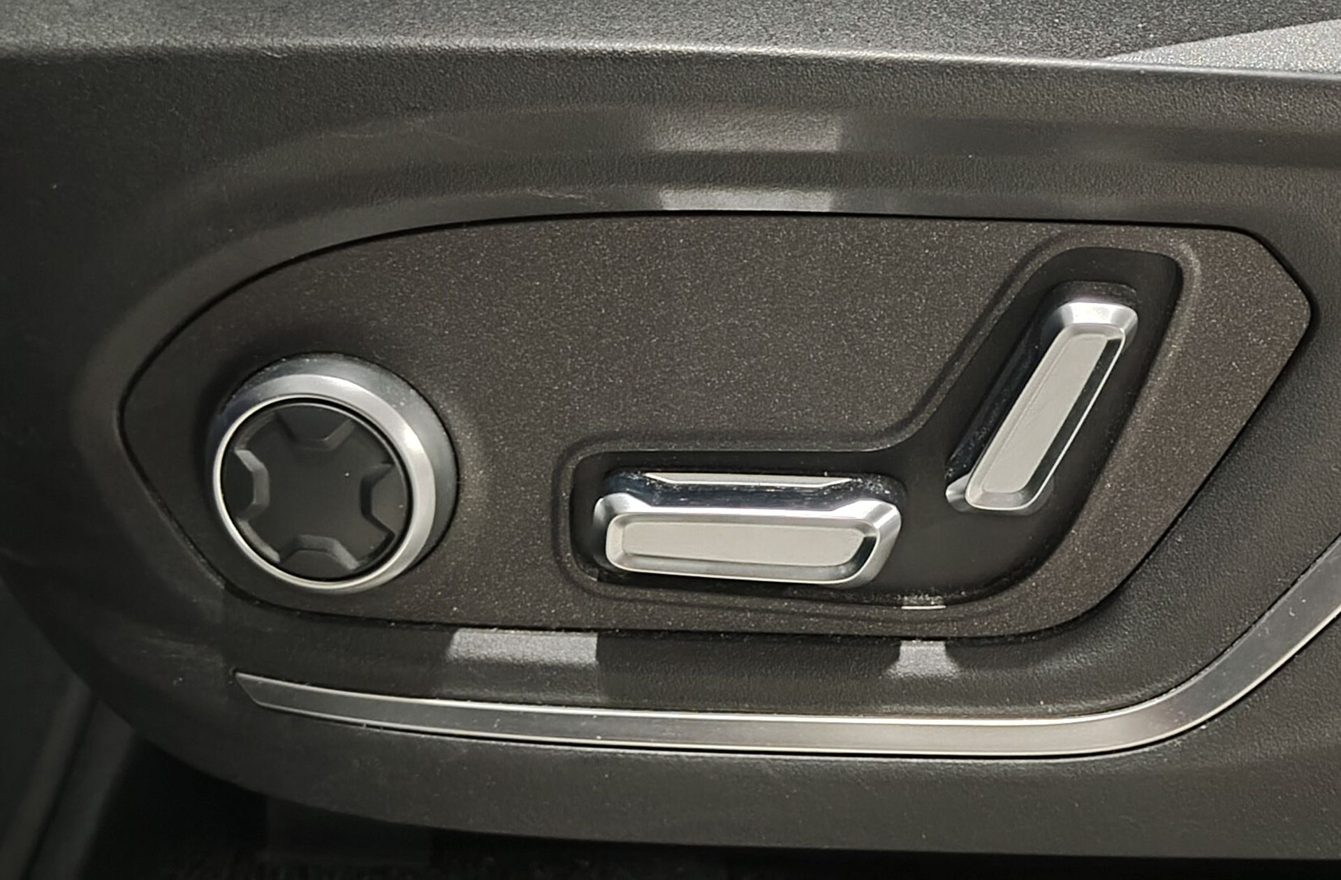 Lynk & Co 01 1.5 PHEV - foto 14
