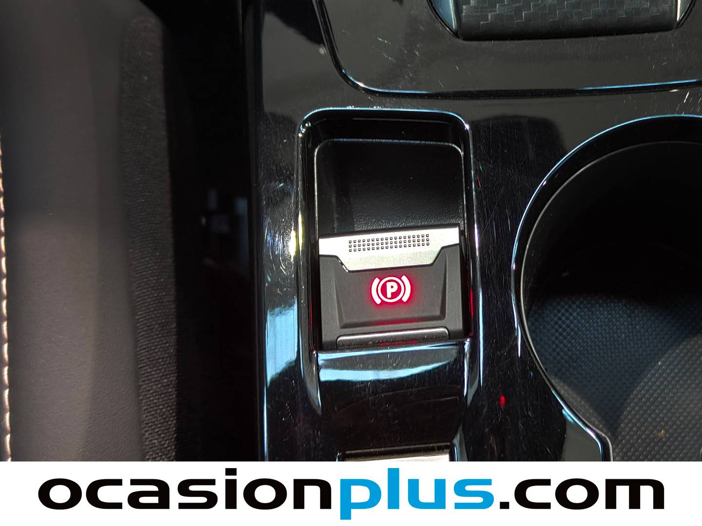 Peugeot 2008 Peugeot 2008 Allure Hybrid eDCS6 (145 CV) 2026