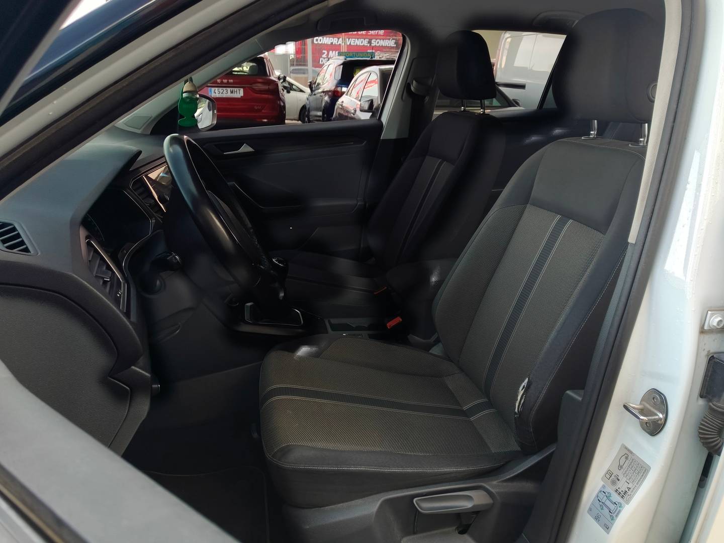 Foto asientos traseros Volkswagen T-Roc Volkswagen T-Roc Advance Style 1.6 TDI (115 CV)