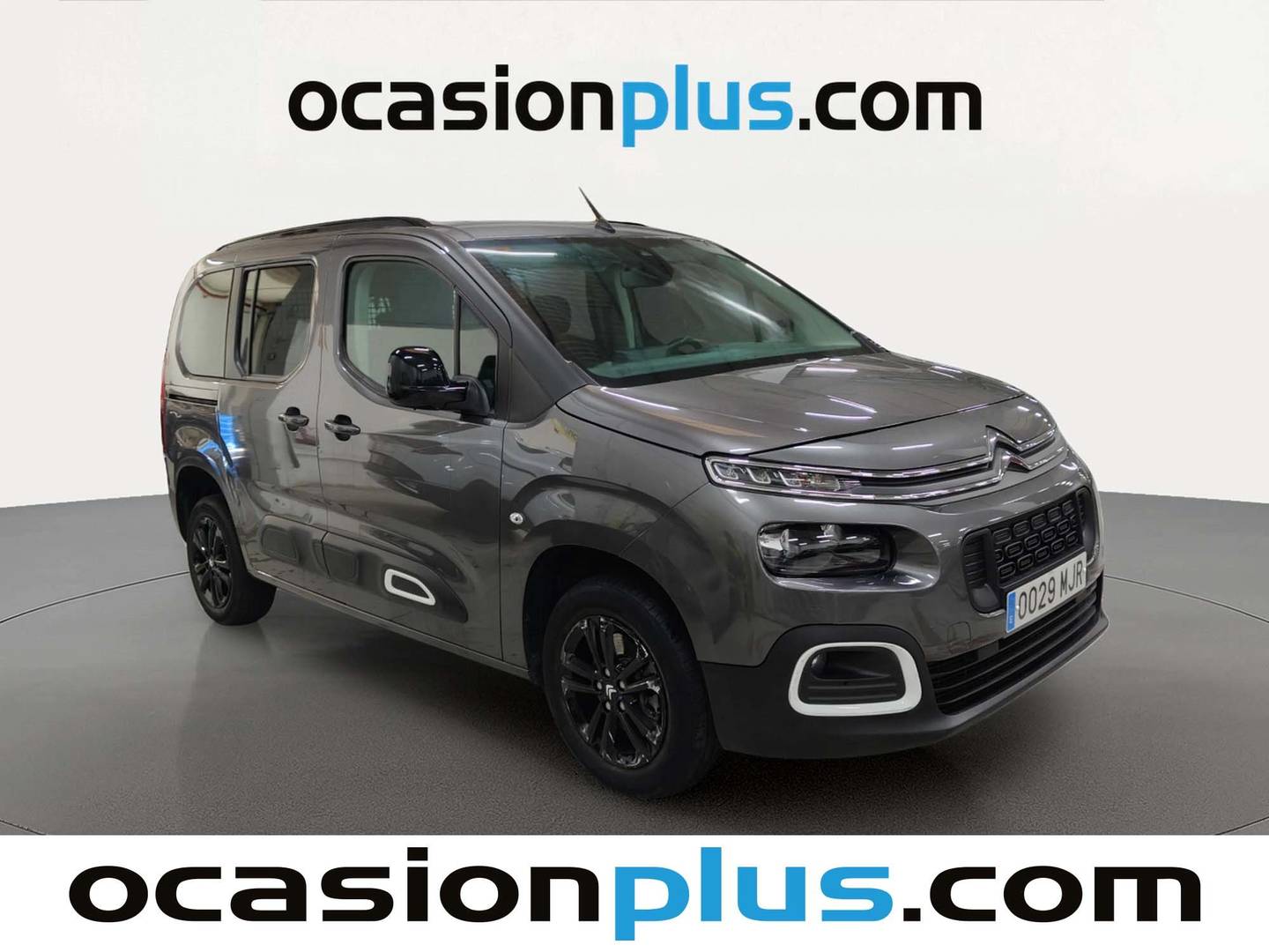Foto delantera Citroën Berlingo Citroen Berlingo PureTech 110 S&S Talla M Feel (110 CV) derecha
