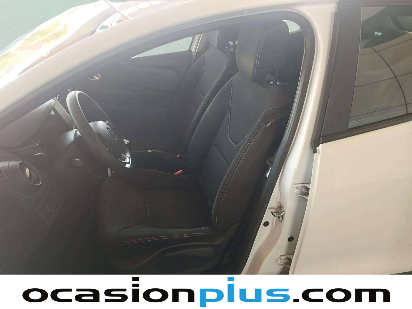 Foto asientos delanteros Renault Clio Renault Clio Life 1.2 (75 CV)