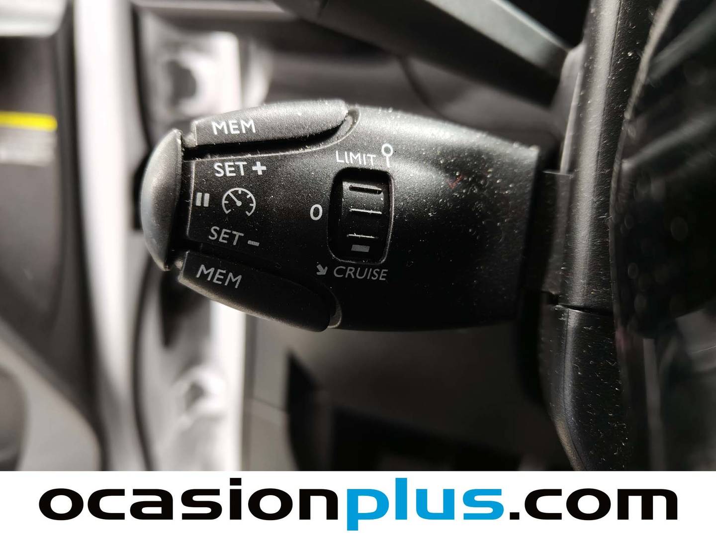 Acabados Peugeot Rifter Peugeot Rifter BlueHDi 130 S&S Allure Business Standard (130 CV)