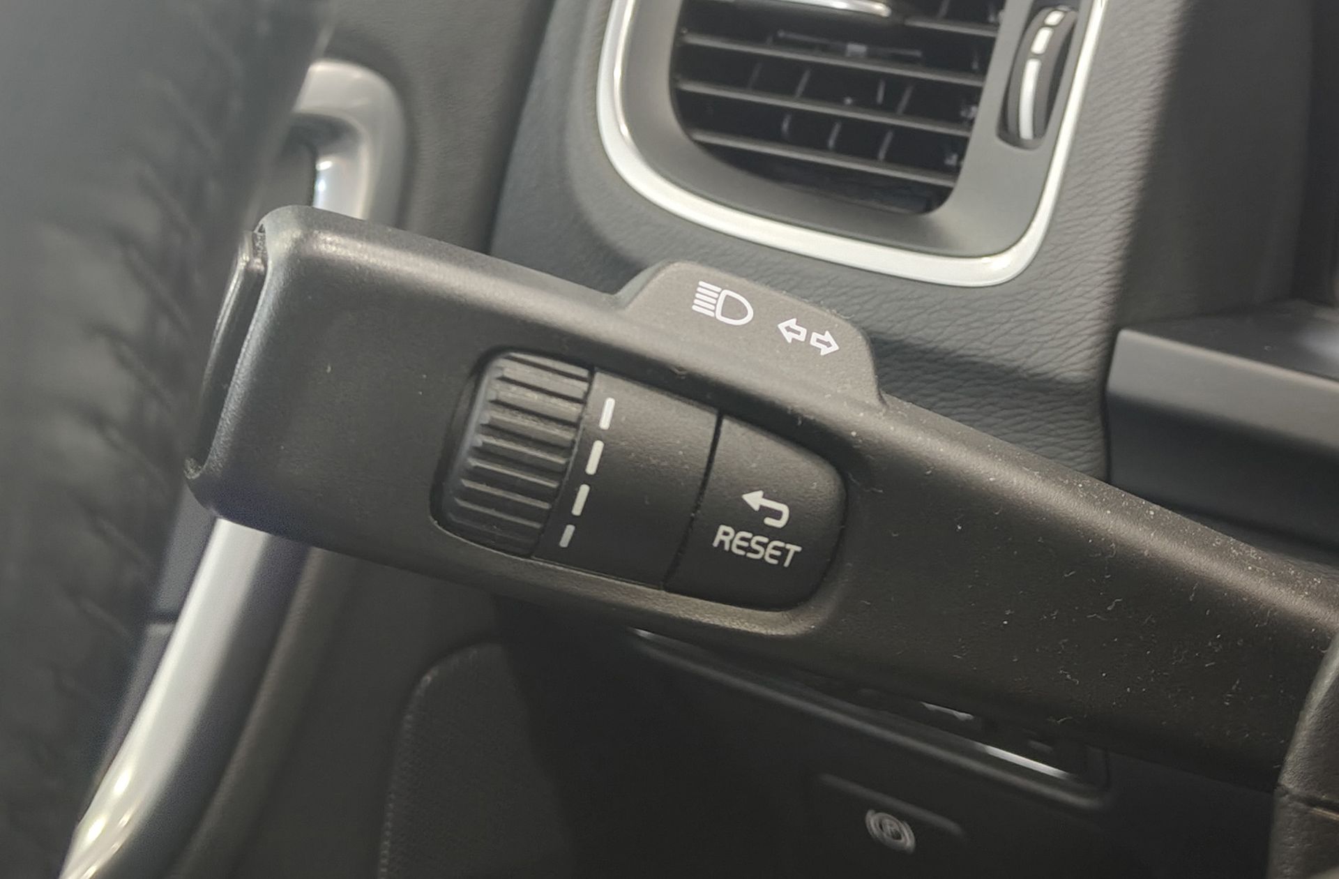 Volvo S60 D3 Summum - foto 21