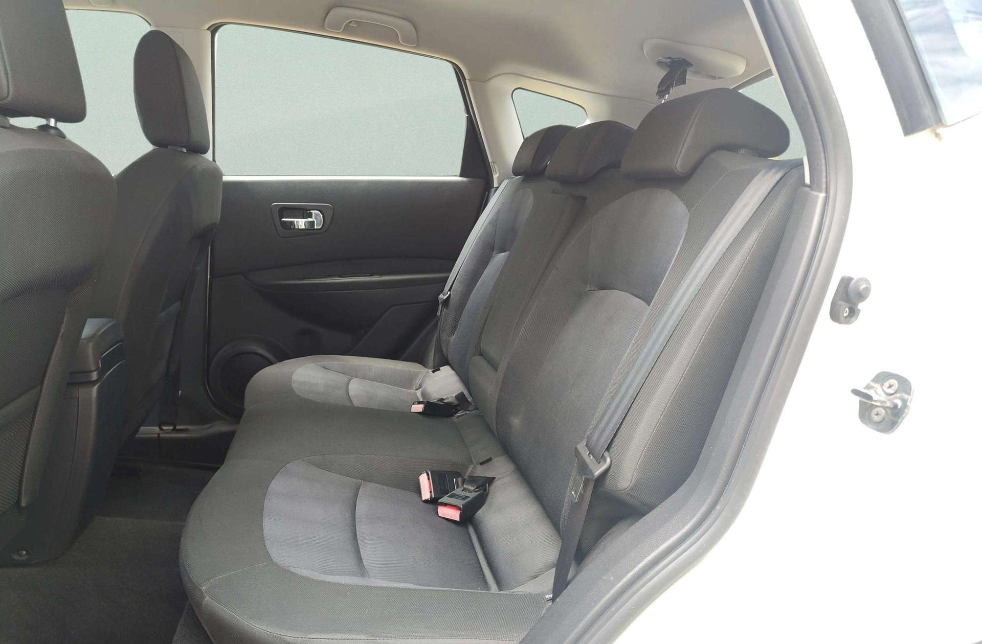 Nissan Qashqai 1.5 dCi Acenta 4x2 - foto 9