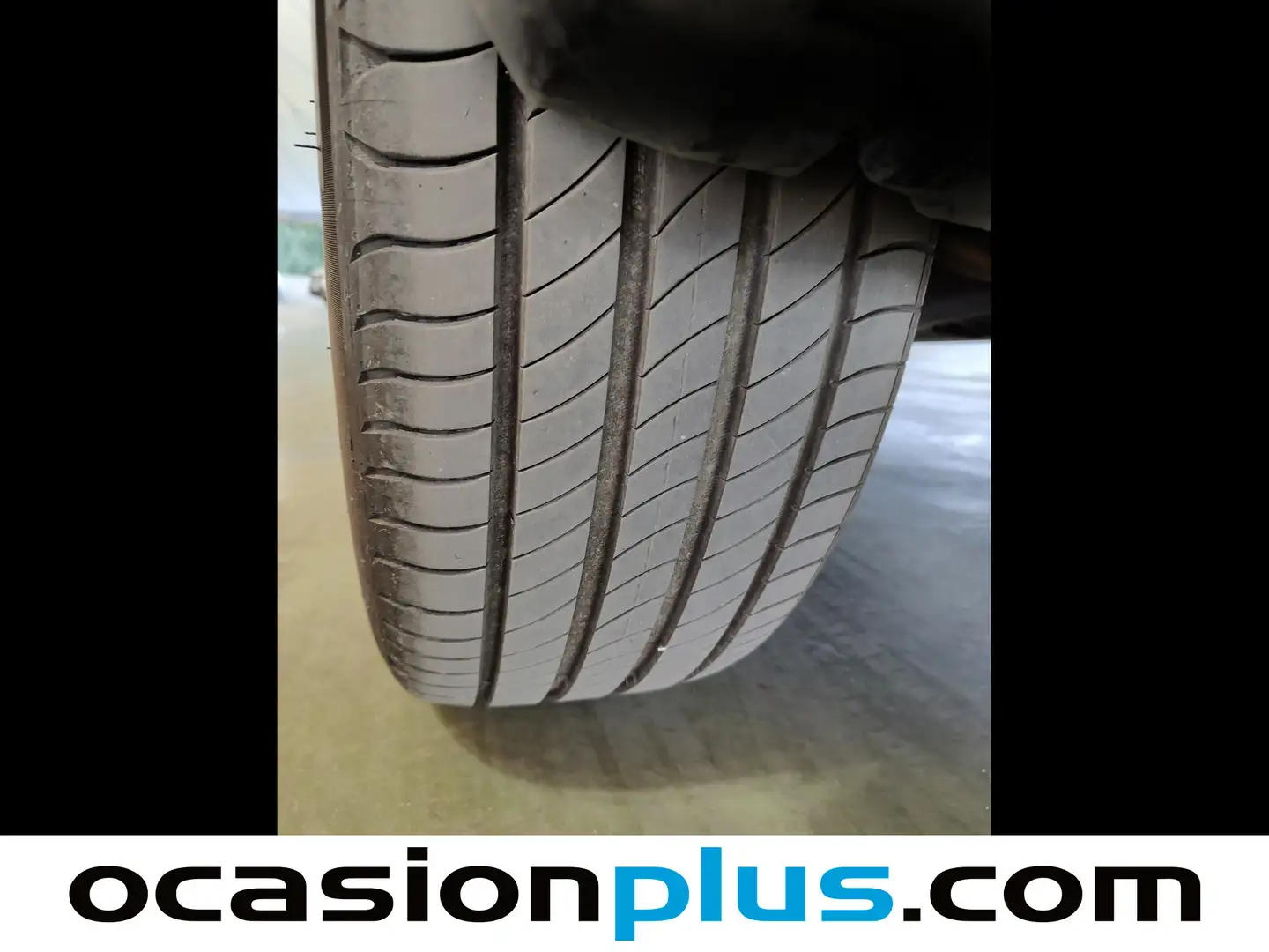 Foto Peugeot 5008 Hybrid Peugeot 5008 Hybrid 1.2 Allure eDCS6 (136 CV)