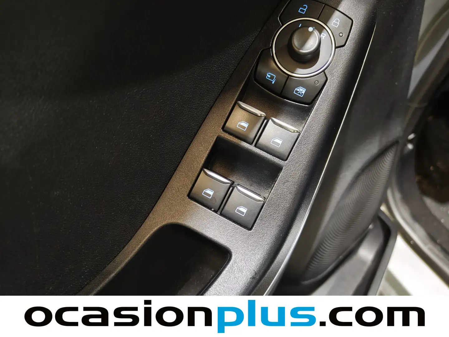 Foto Ford Puma Ford Puma 1.0 EcoBoost MHEV ST-Line X Auto (125 CV)