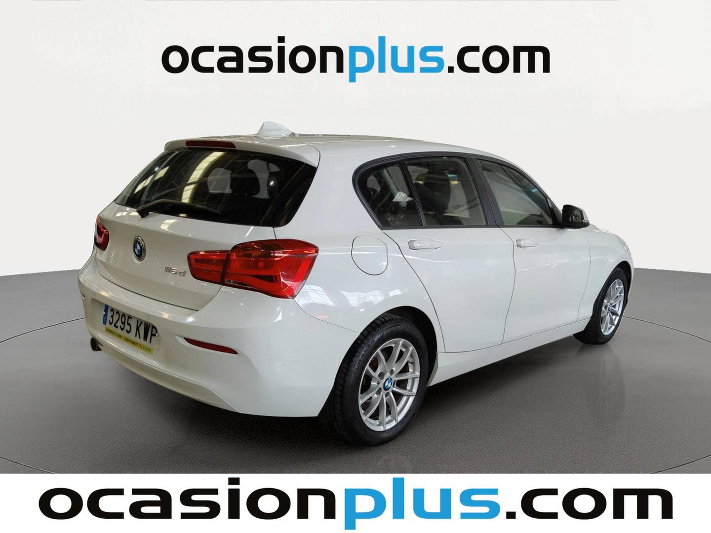 Foto trasera BMW Serie 1 BMW Serie 1 116d (116 CV) derecha