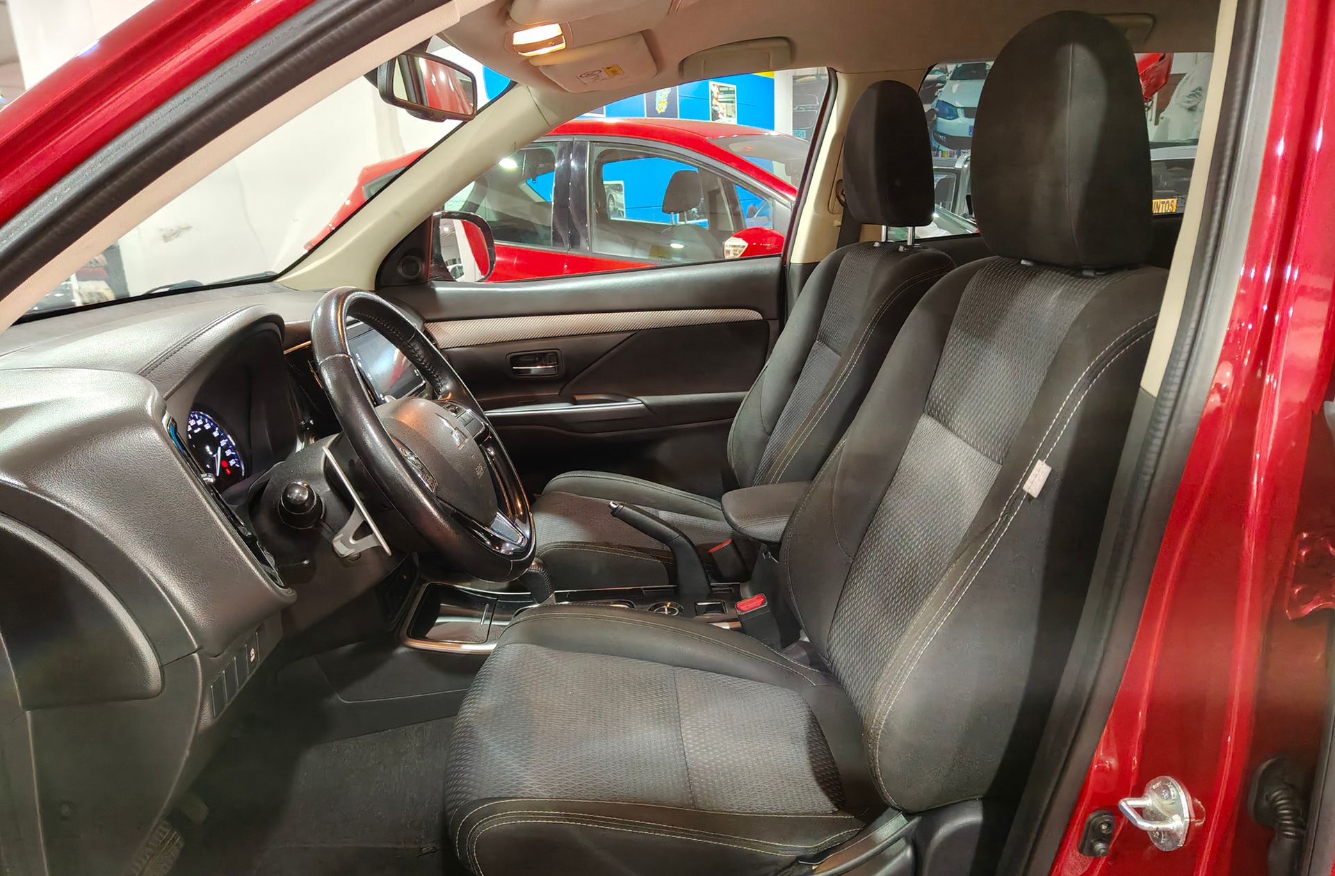 Mitsubishi Outlander 200 MPI Motion 2WD CVT - foto 11
