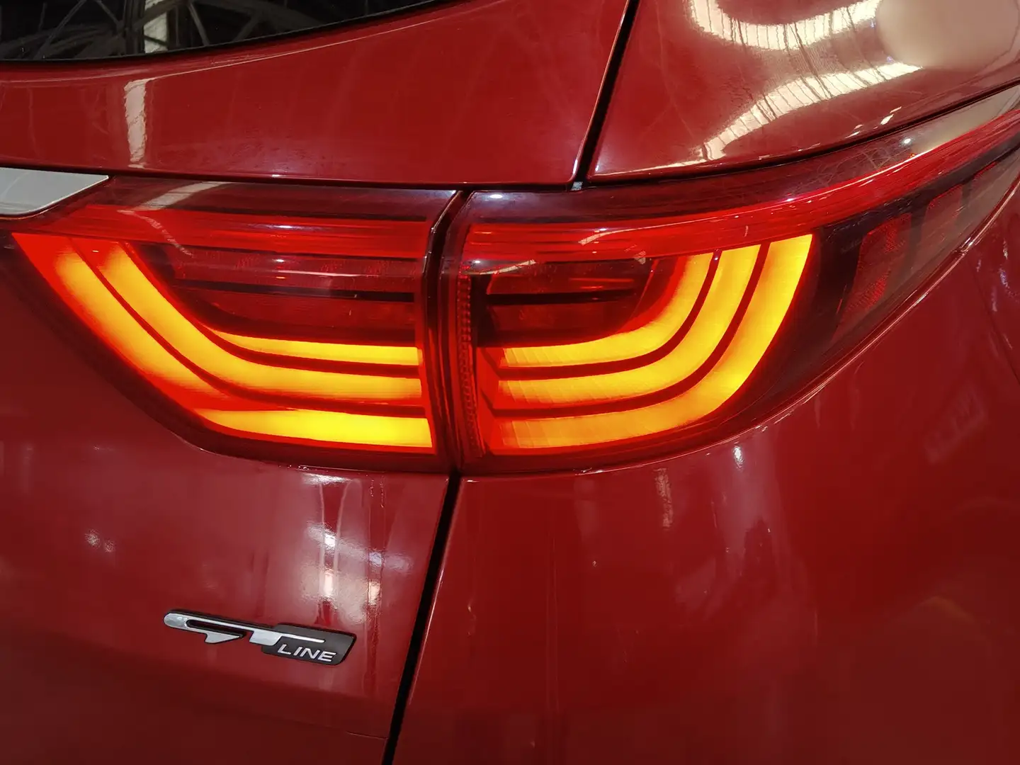 Foto KIA Sportage Kia Sportage 1.6 T-GDi GT Line DCT 4x4 (177 CV)