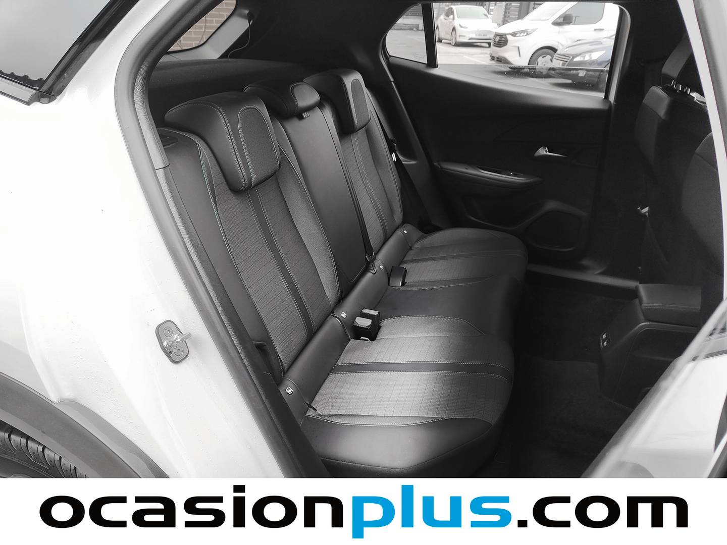 Foto Peugeot 2008 Peugeot 2008 PureTech 130 S&S Allure Pack (130 CV)