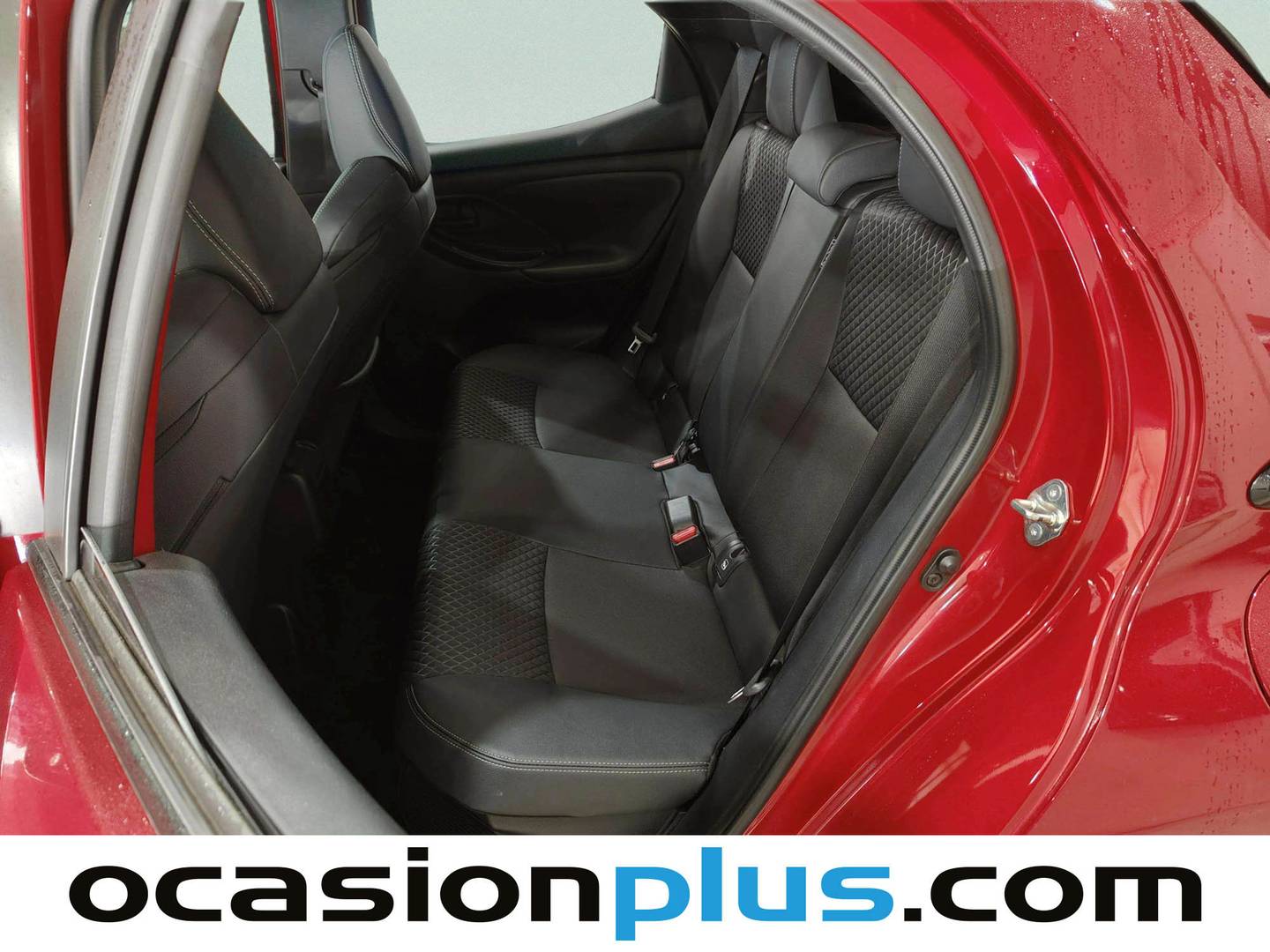 Foto asientos traseros Toyota Yaris Toyota Yaris 1.5 120H Style Plus (116 CV)