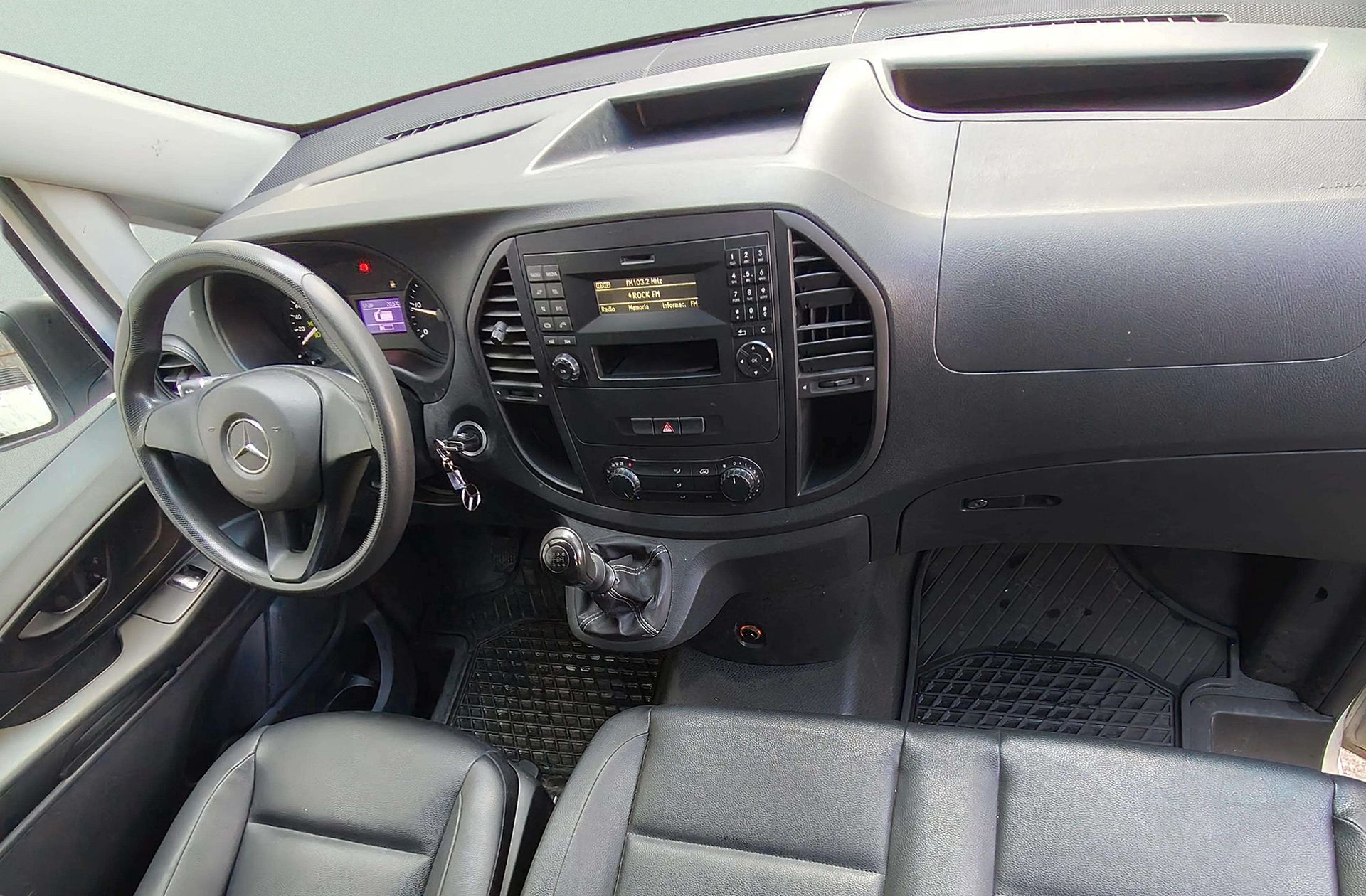 Mercedes-Benz Vito Furgon 111 CDI Larga - foto 6