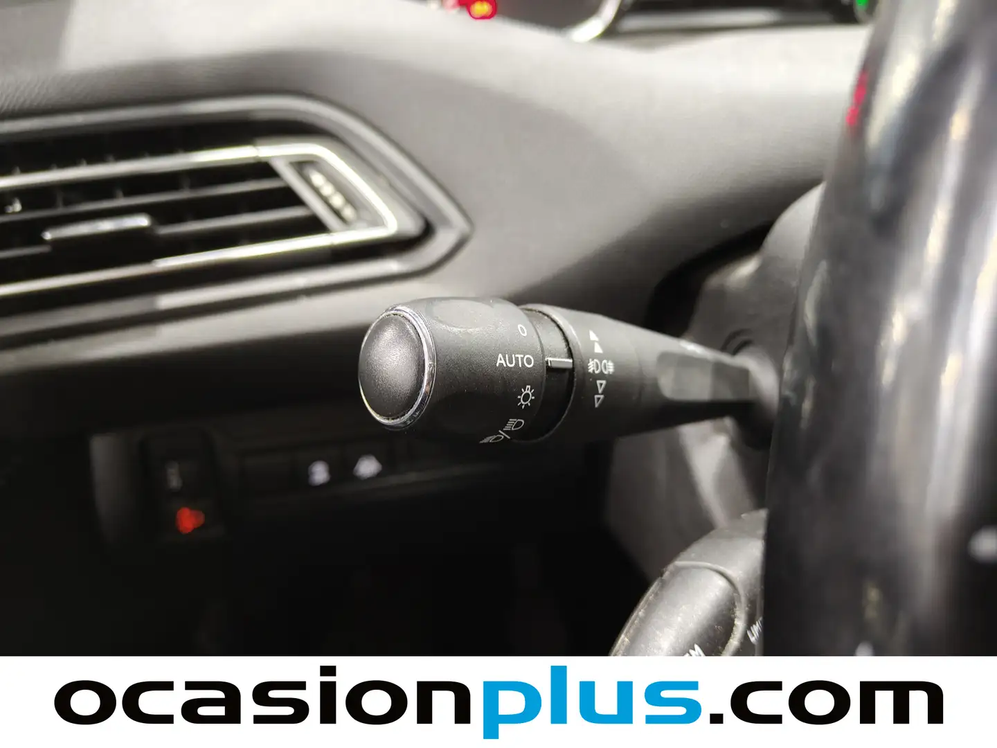 Foto Peugeot 308 Peugeot 308 PureTech 110 S&S Style (110 CV)