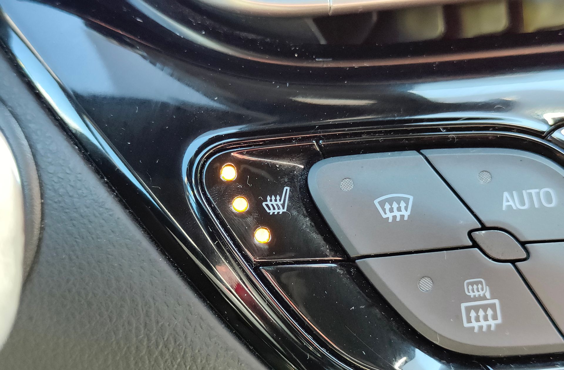 Toyota C-HR 180H GR Sport - foto 31