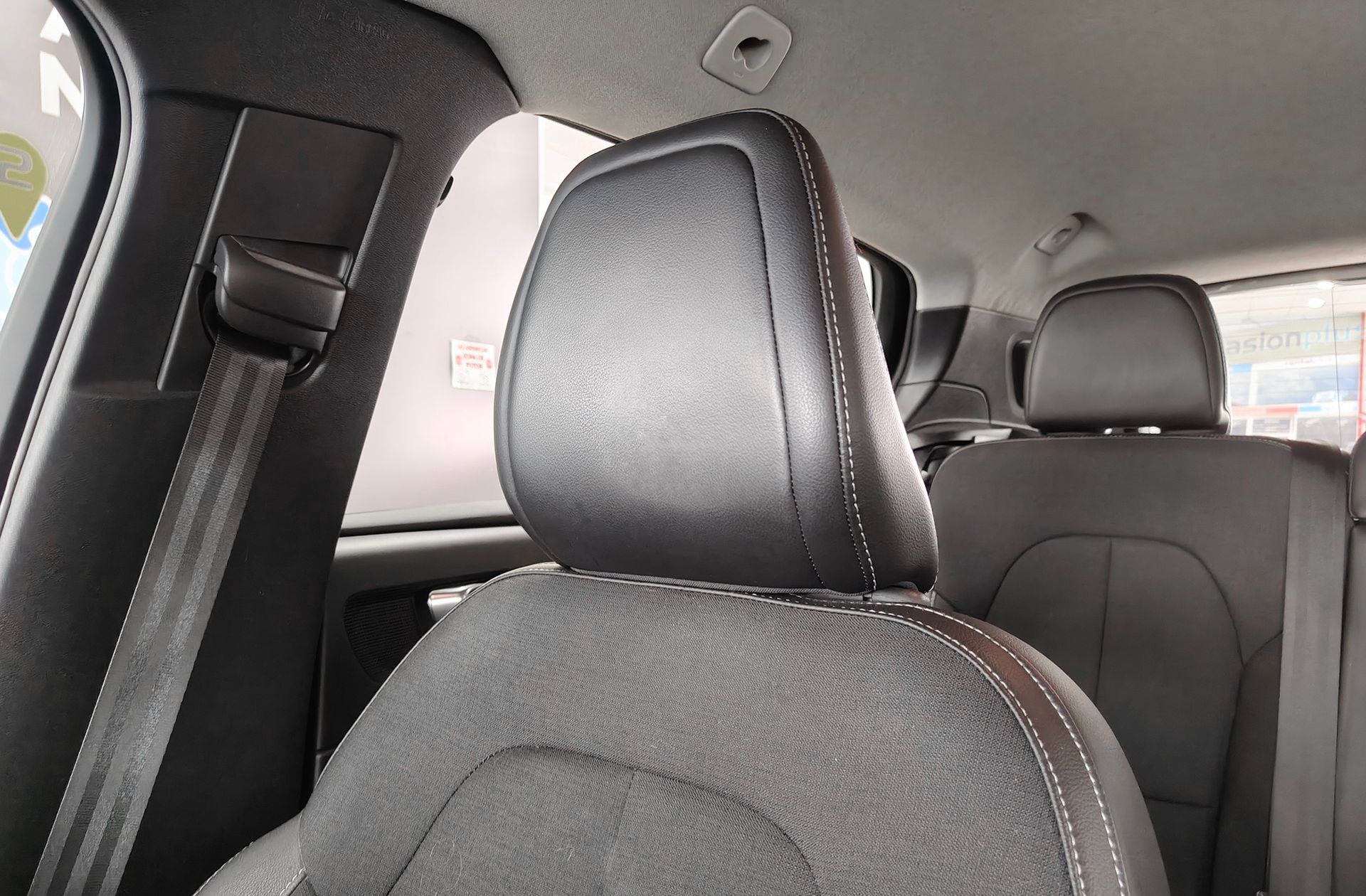 Volvo XC40 T4 Momentum - foto 9
