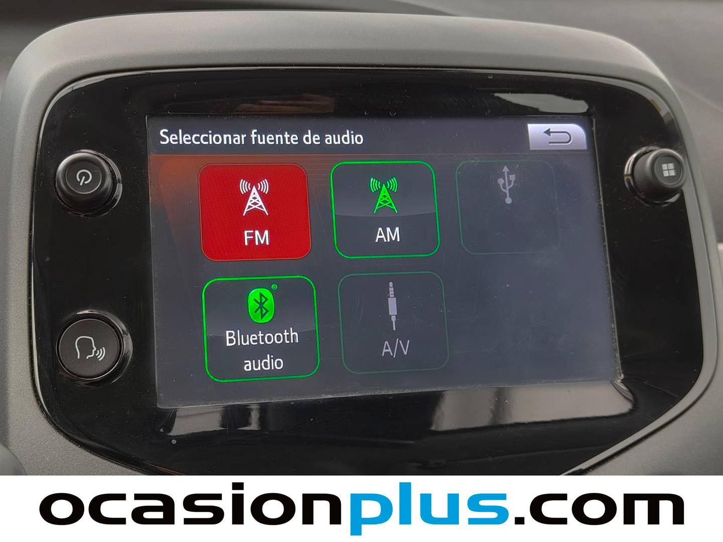 Acabados Toyota Aygo Toyota Aygo 1.0 70 x-play (72 CV)