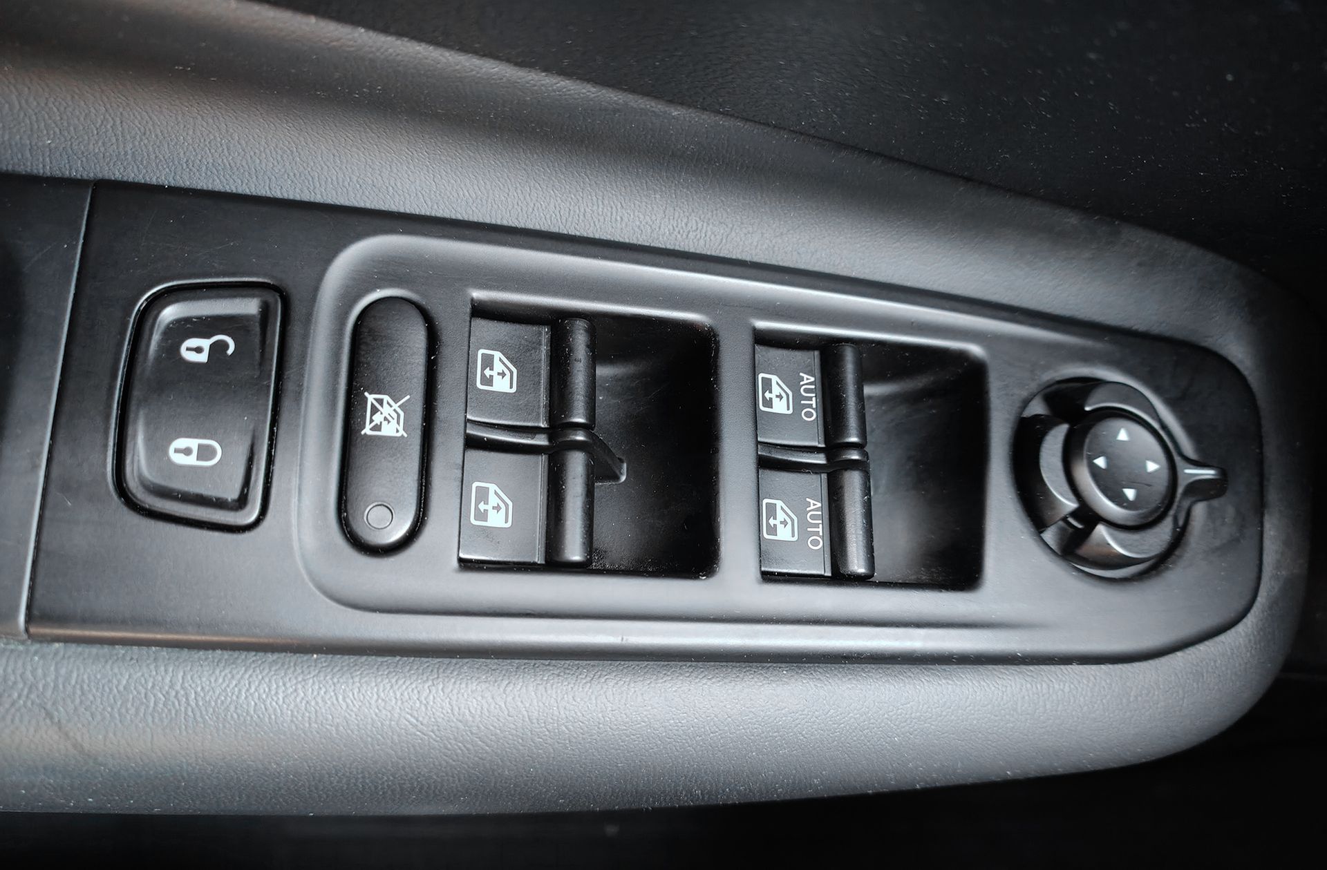 Jeep Renegade 1.0G Limited 4x2 - foto 28