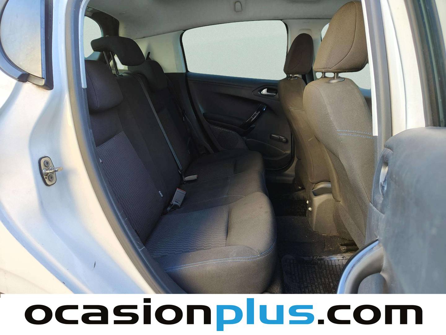 Peugeot 208 Peugeot 208 PureTech Signature (82 CV) al mejor precio