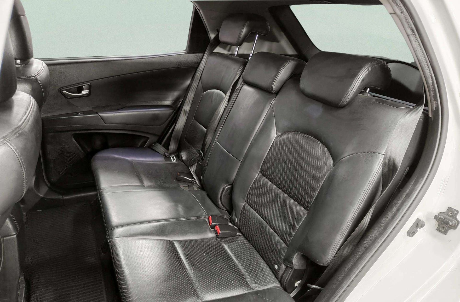 SsangYong Korando D20T Limited 4x2 - foto 12
