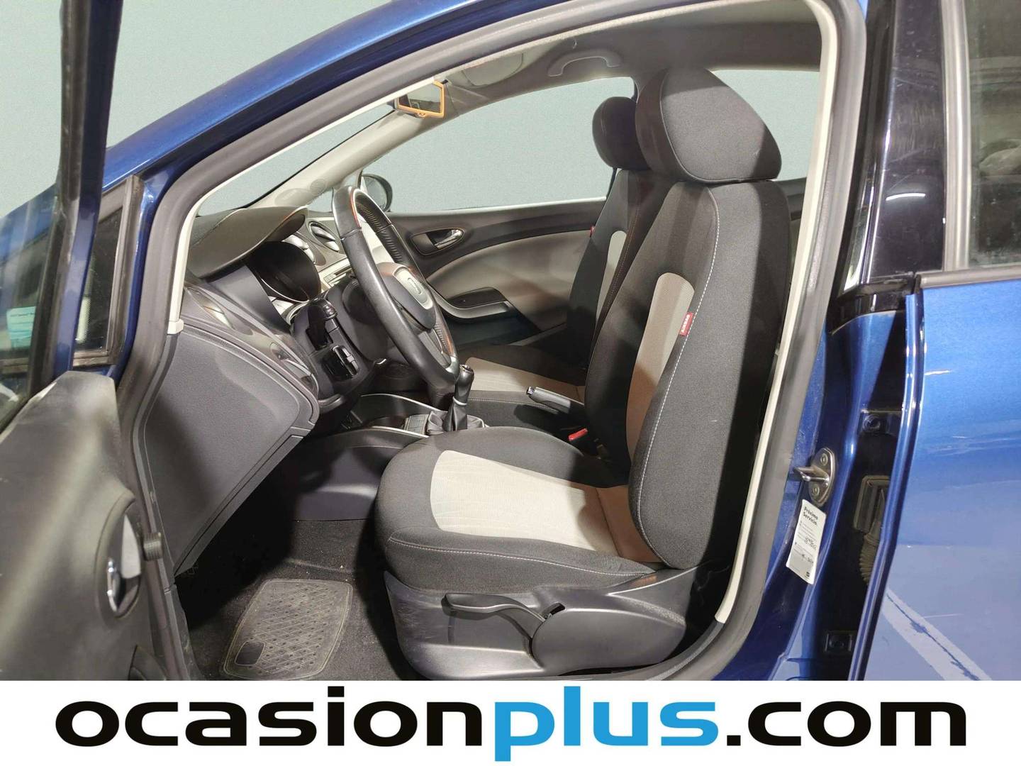 Foto asientos delanteros Seat Ibiza Seat Ibiza 1.2 TSI Style (105 CV)