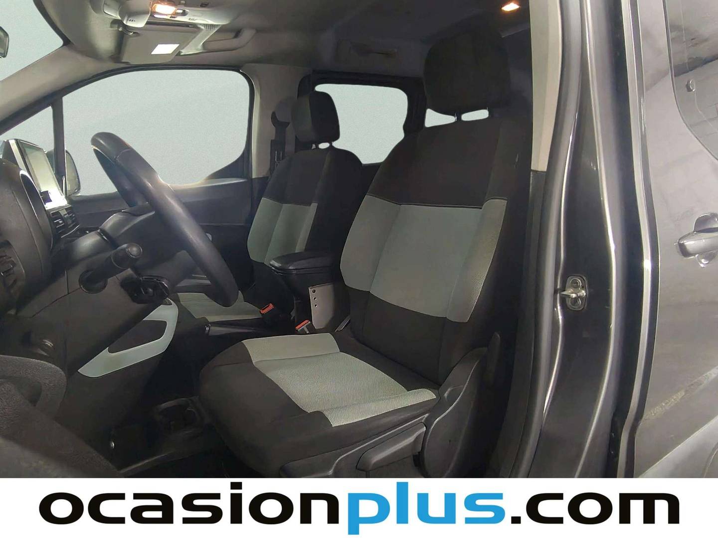 Foto asientos delanteros Citroën Berlingo Citroën Berlingo Combi BlueHDi 130 S&S Talla M Feel (130 CV)
