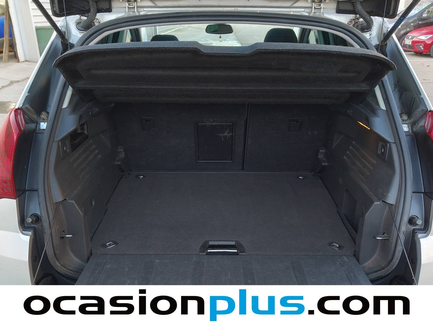 Foto Peugeot 3008 Peugeot 3008 1.6 HDI Allure FAP (112 CV)