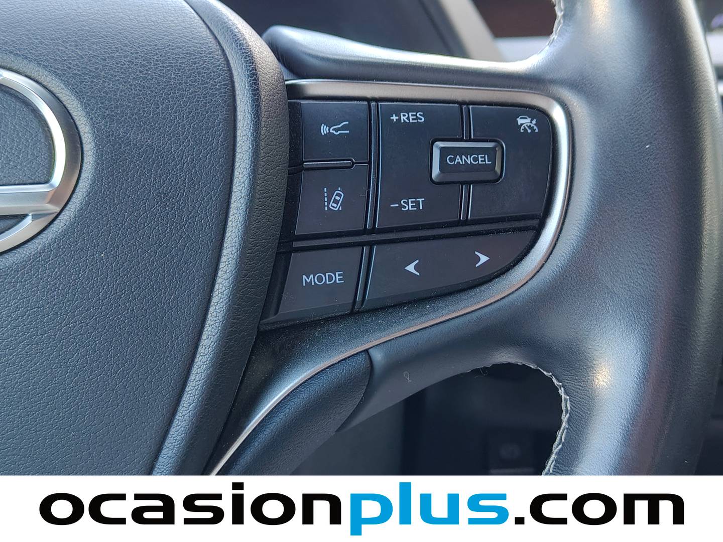 Accesorios del Lexus UX Lexus UX 250h Business 2WD (184 CV)