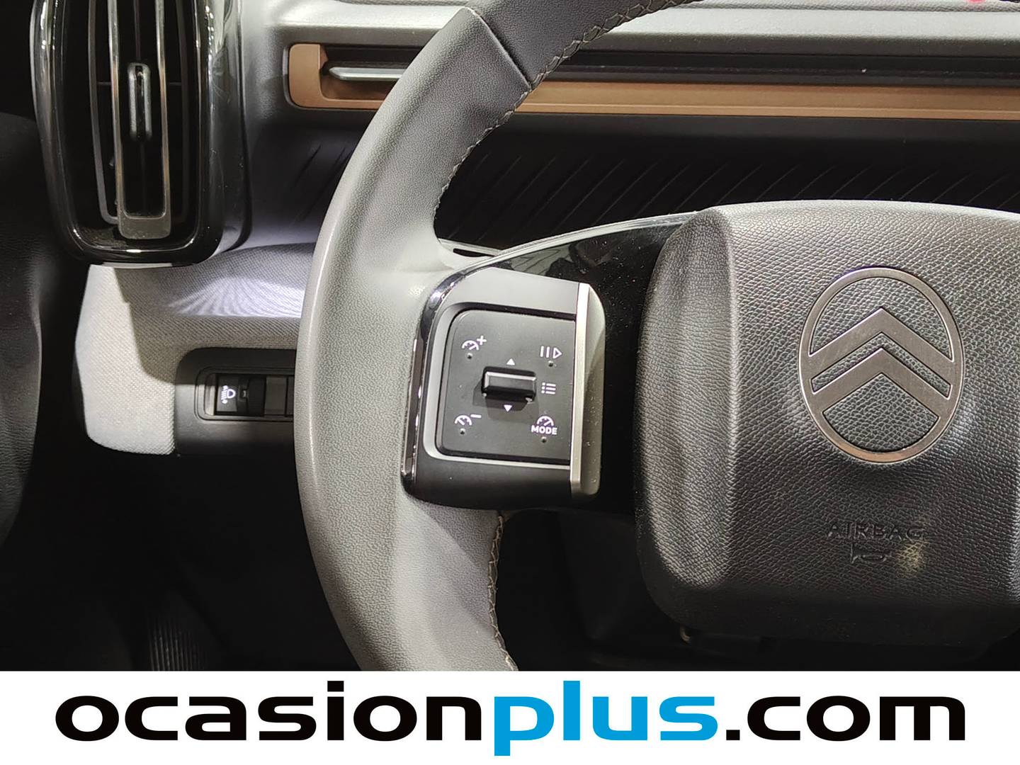 Citroën C3 Aircross Citroën C3 Aircross Hybrid 145 Plus e-DCS6 (145 CV) híbrido