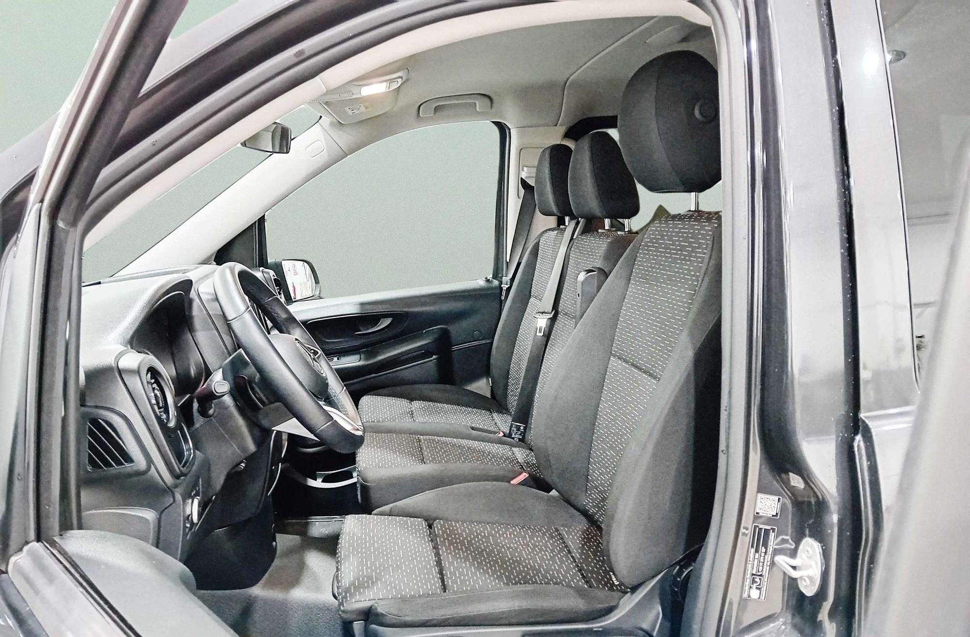 Mercedes-Benz Vito 114 CDI Tourer Pro Larga 9 plazas - foto 10