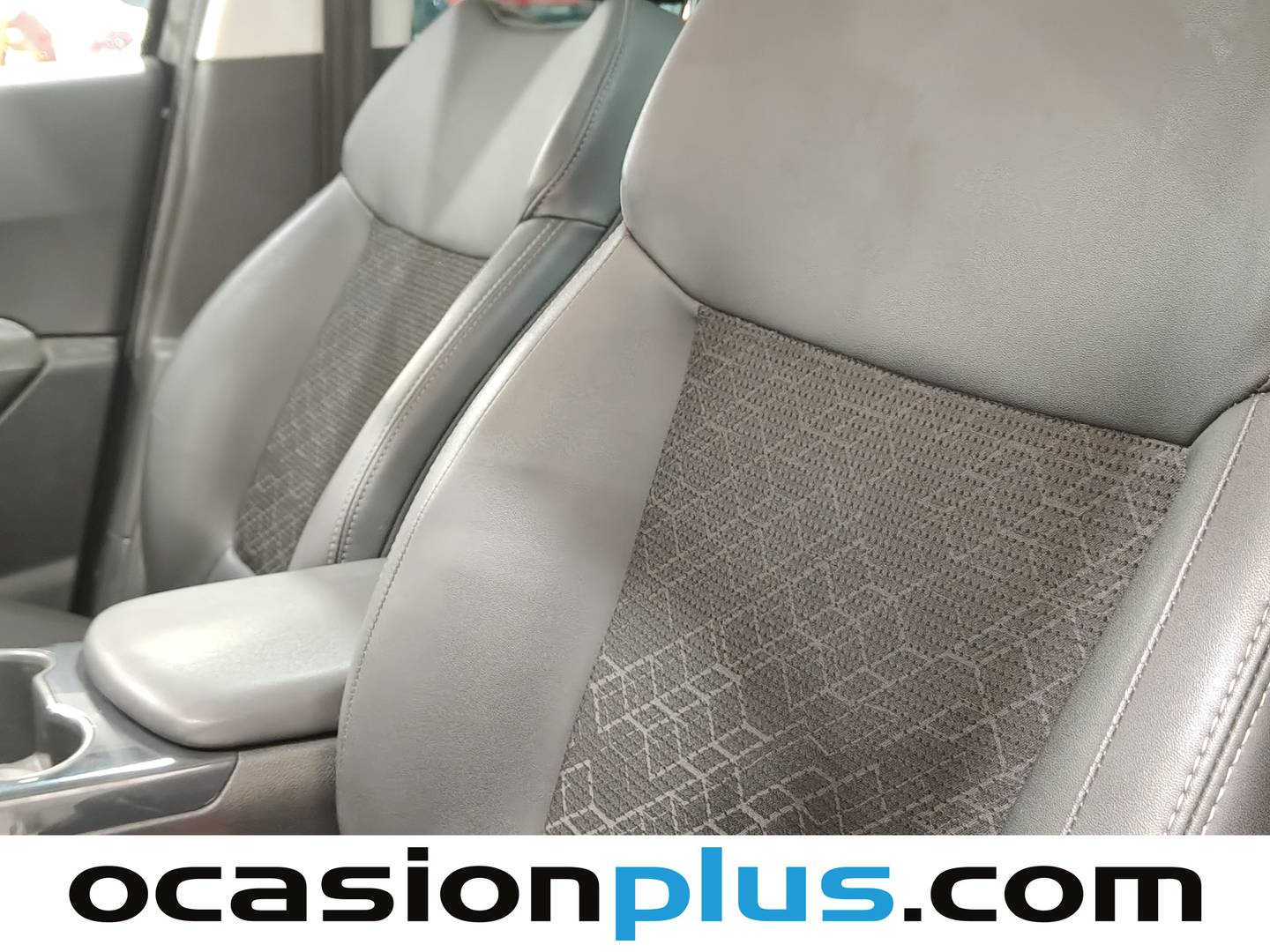 Foto Peugeot 3008 Peugeot 3008 1.2 PureTech S&S Allure (130 CV)