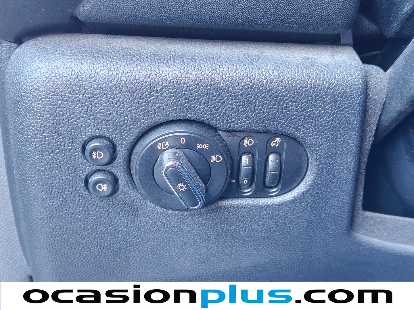 Extras y acabados del Mini MINI MINI MINI 5 Puertas One D (95 CV)