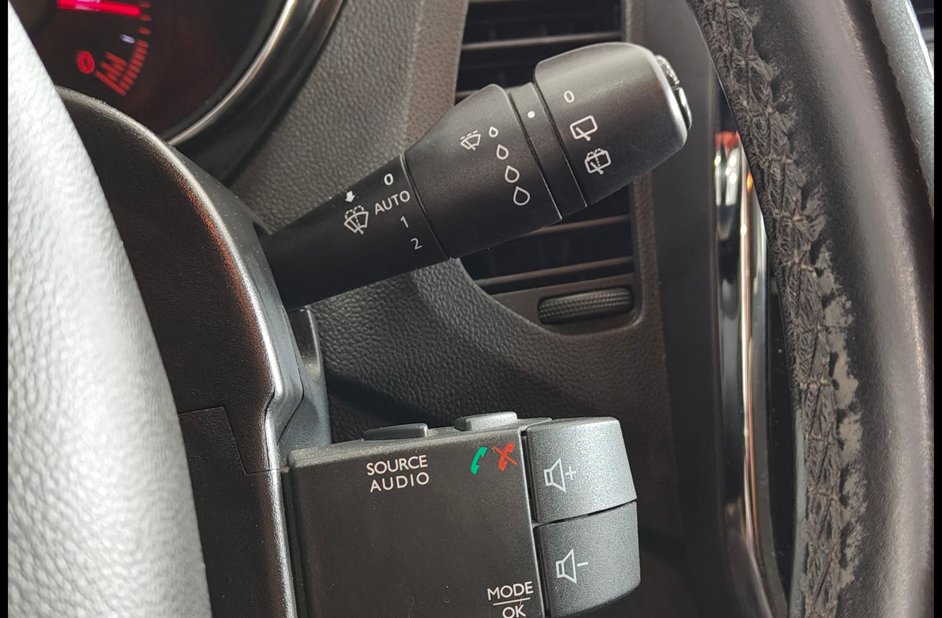Renault Captur Zen Energy TCe EDC - foto 27