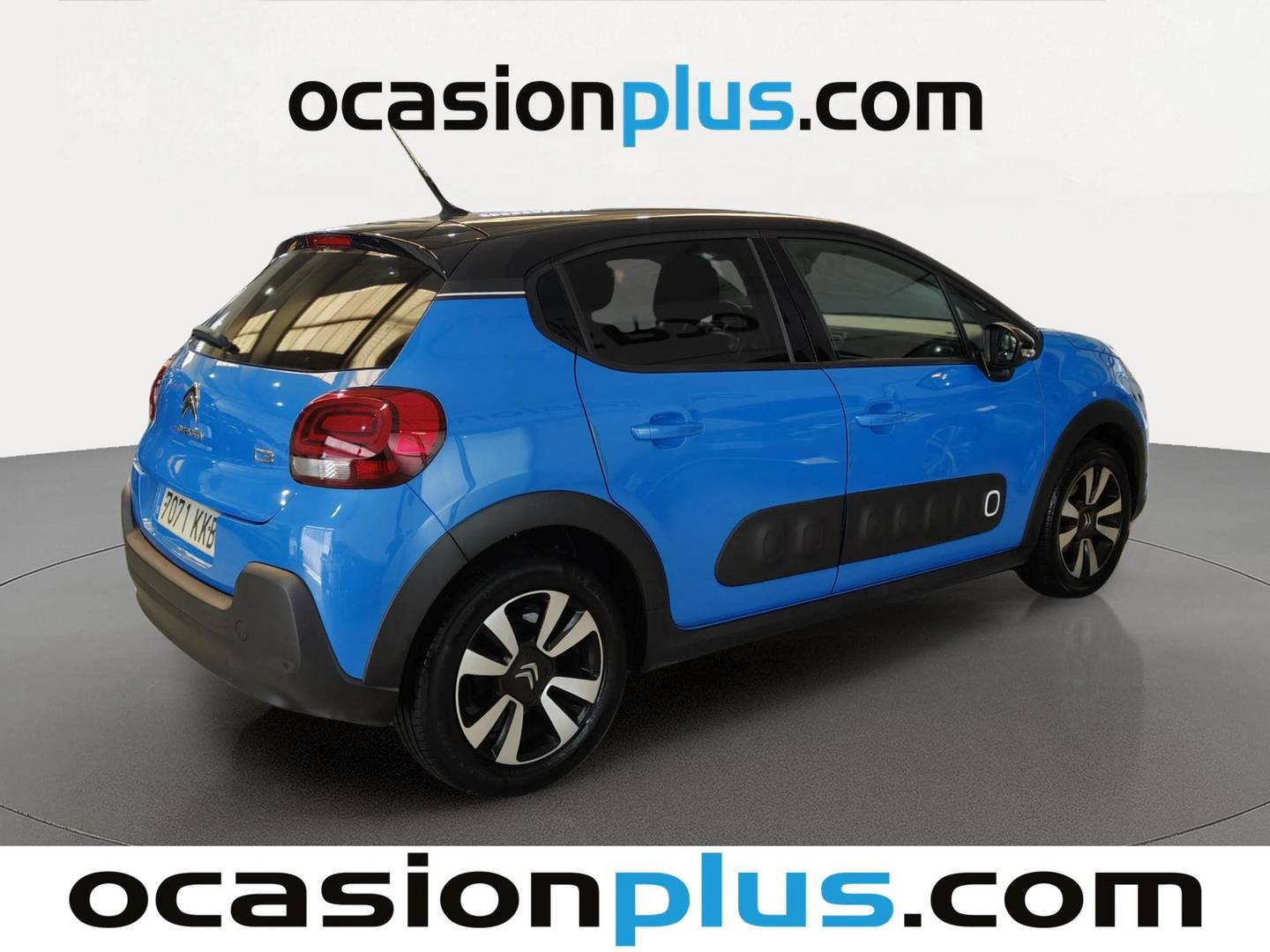 Foto trasera Citroën C3 Citroën C3 PureTech 82 Shine (82 CV) derecha