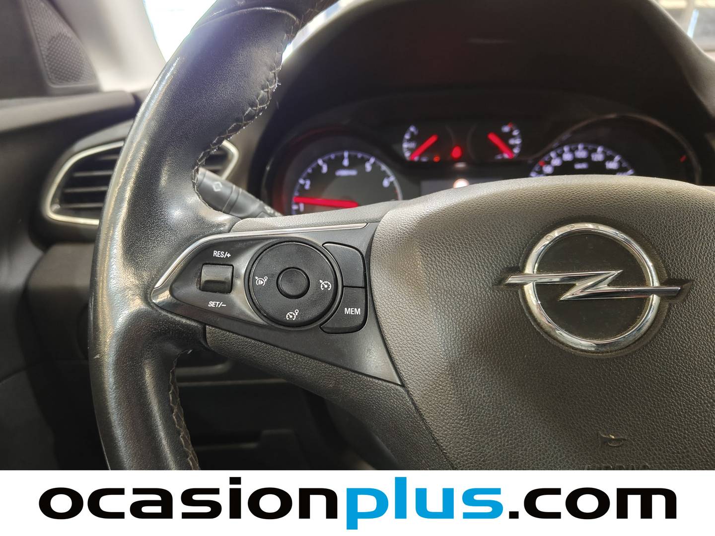 Foto Opel Grandland X Opel Grandland X 1.2 Turbo Selective (130 CV)