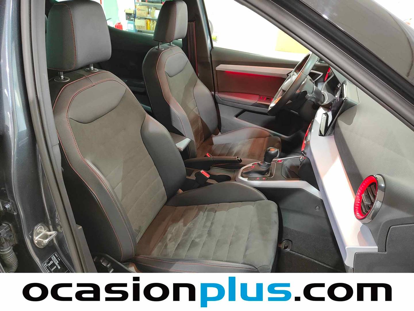 Foto Seat Arona SEAT Arona 1.5 TSI FR XL DSG (150 CV)