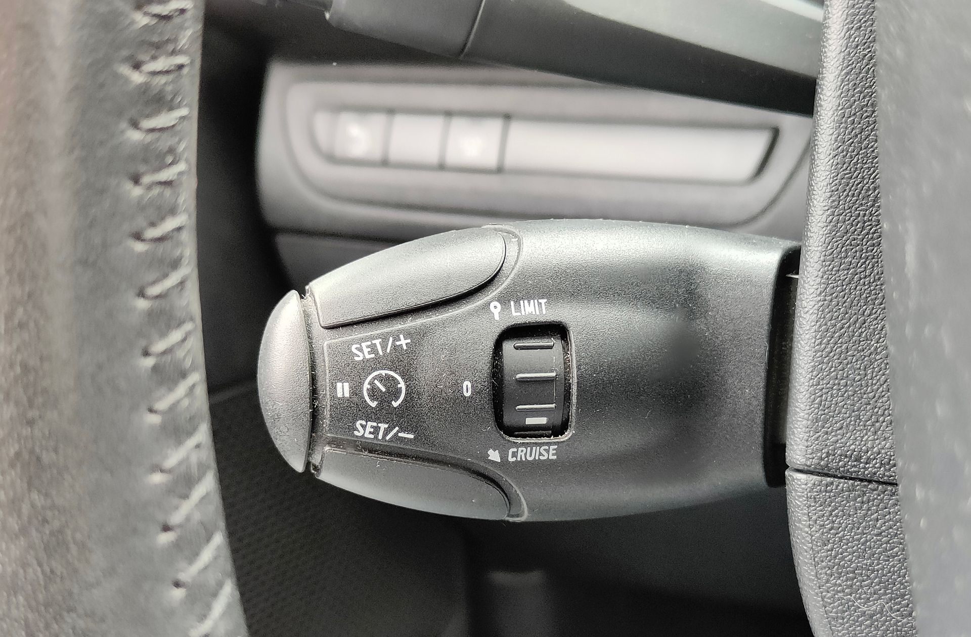 Peugeot 208 PureTech Signature - foto 25