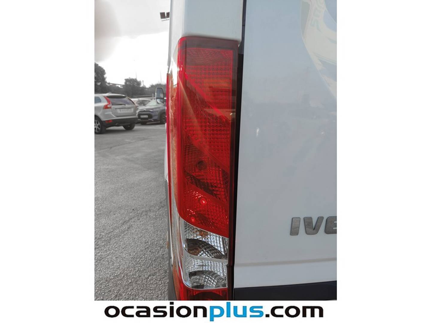 Iveco Daily Iveco Daily Furgon 35S 16 V 3520L/H2 (156 CV) 156cv