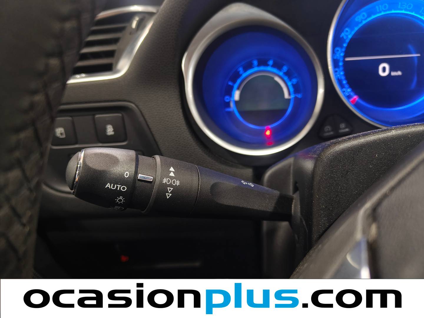 Extras y acabados del DS DS 4 DS DS4 1.6 BlueHDi Desire (99 CV)