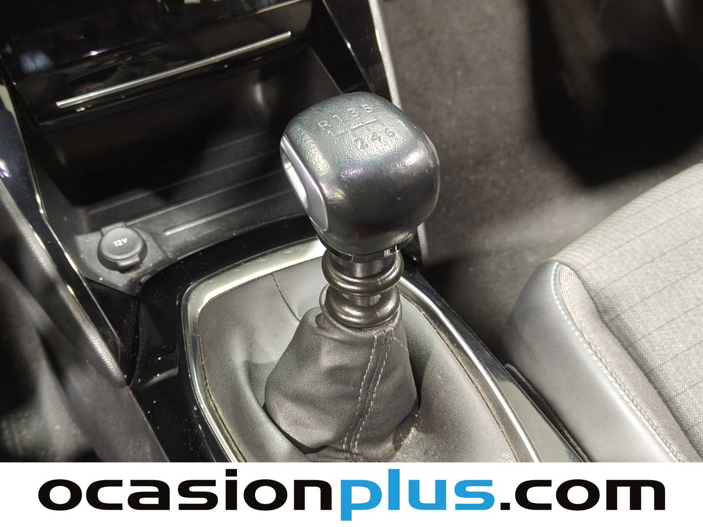 Foto Peugeot 2008 Peugeot 2008 PureTech 130 S&S Allure Pack (130 CV)