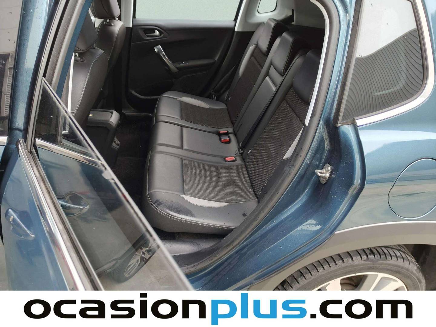 Foto Peugeot 2008 Peugeot 2008 BlueHDi 100 Allure (100 CV)