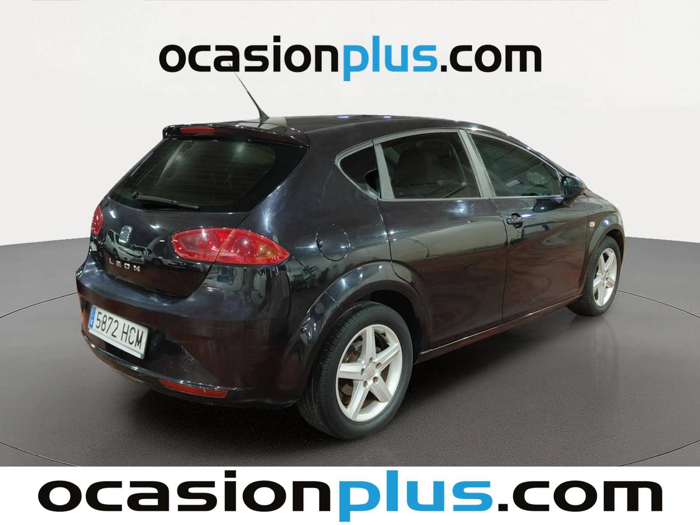Foto trasera Seat León Seat León 1.2 TSI Reference (105 CV) izquierda