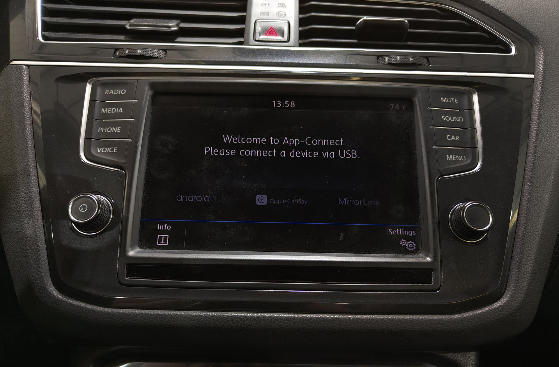 Volkswagen Tiguan Edition 1.4 TSI BMT - foto 7