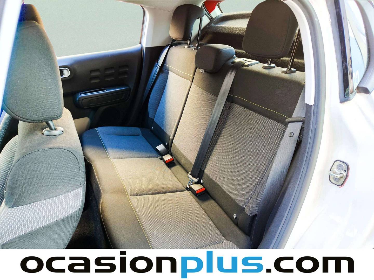 Foto asientos traseros Citroën C3 Citroën C3 PureTech 82 Feel (83 CV)